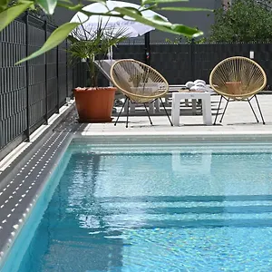 Apartment Luxury Maravic With Private Pool, Trogir