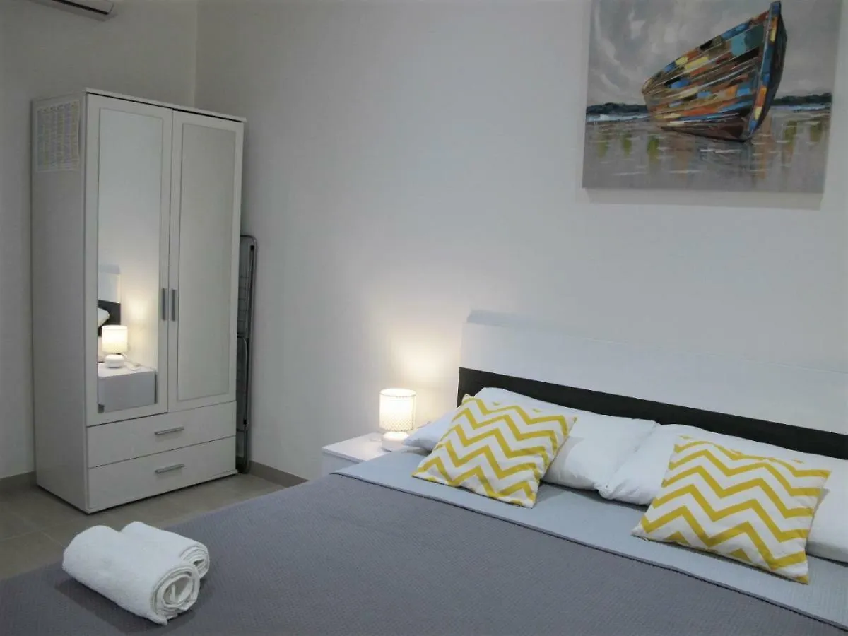 Seaeye Trogir Apartment